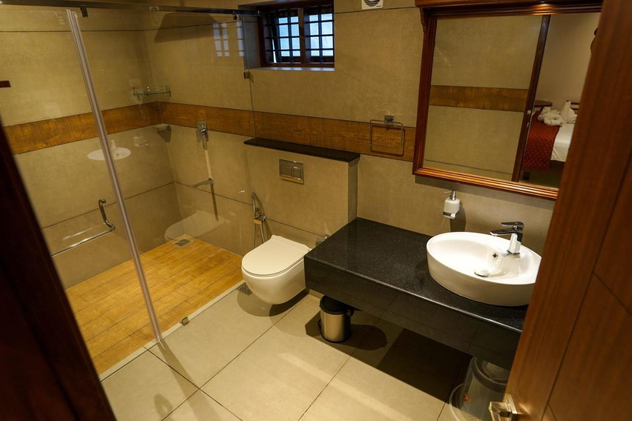 Hotel Heritage Plaza Kottayam Luaran gambar